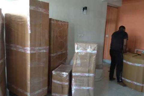 Shrijee-Packers-Movers-Packing.jpg