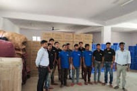 Skyfly-packers-and-movers-team