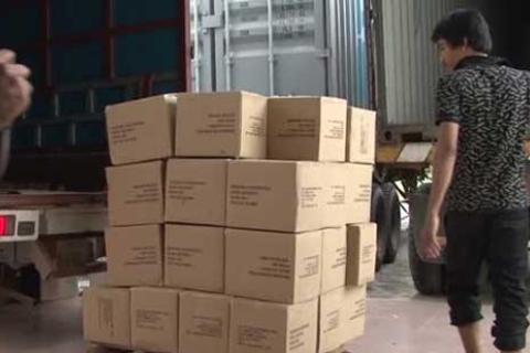 South-India-Packers-Movers-Unoading.jpg