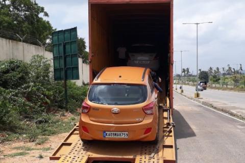 South-city-packers-and-movers-car-relocation