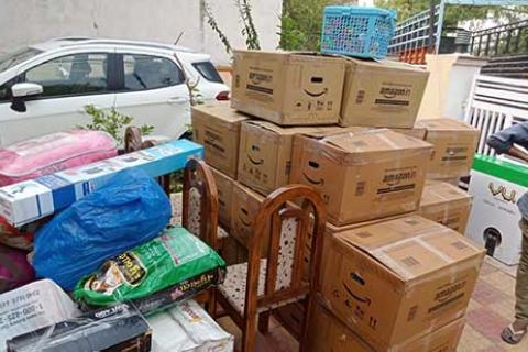 Sri Hari Cargo Packers Movers Unloading