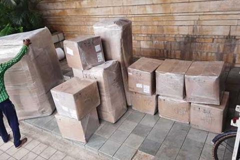 Sri Vasavi Packers Movers Packing1