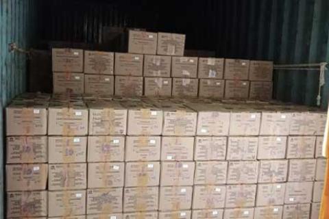 Sunmoon-Packers-Movers-Loading.jpg