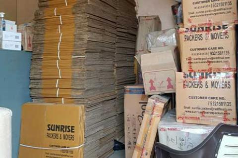 Sunrise-Packers-Movers-Pune-Storage.jpg