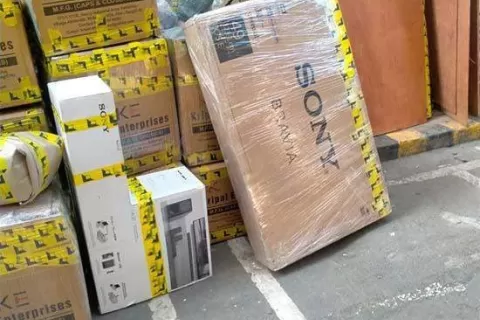 The-world-move-packers-household-shifting