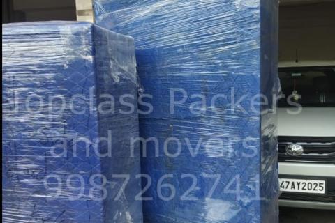 Top-class-packers-and-movers-household-shifting