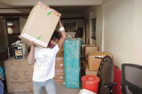 Top-vision-packers-and-movers-household-relocation