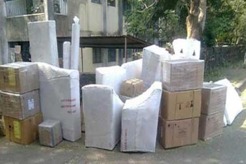 Trans-Home-Packers-Movers Hyderabad-Unloading01.jpg