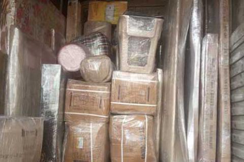 Transway-Cargo-Packers-Movers-Loading.jpg