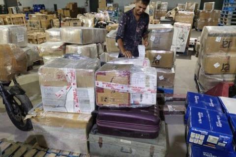 Trident-packers-and-movers-storage