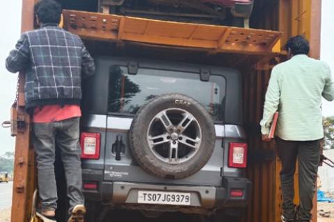 Trusted-packers--and-movers-car-relocation