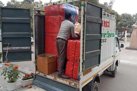 Universal Packers Movers Services Unloading