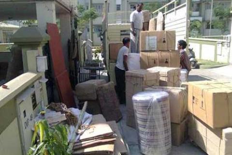 VRF Logistics Movers Packers Loading