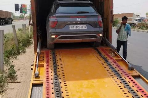 Vijay-packers-and-movers-car-relocation
