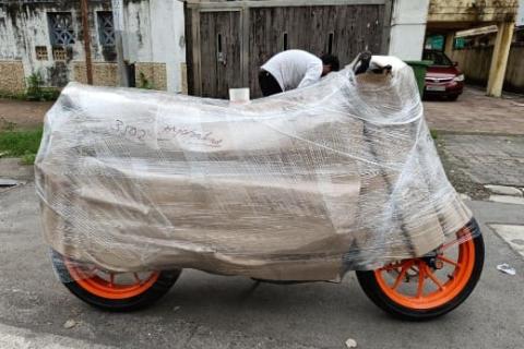 Waghmode-packers-and-movers-bike-relocation