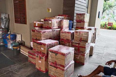 Western Cargo Packers Movers Unloading