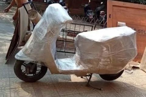 agarwal-safeway-packers-and-movers-bike-shifting