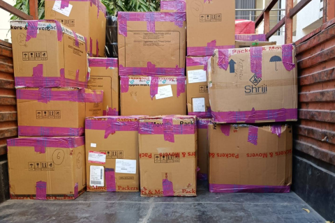 blr-packers-and-movers-loading-2