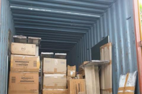 grace-packers-and-movers-loading