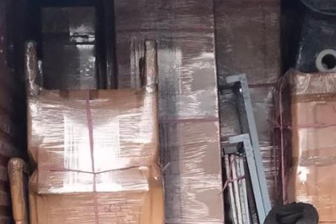 guide-home-packers-and-movers-loading