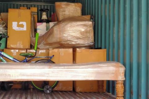 kaleshwari-packers-and-movers-loading