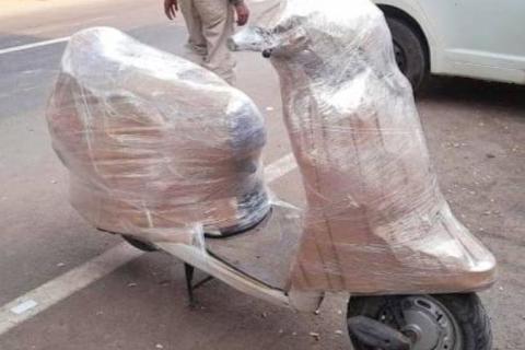 kalyan-packers-and-movers-bike-shifting-1