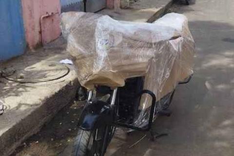 kani-packers-and-movers-bike-packing