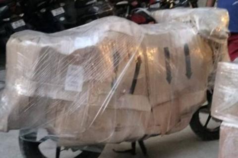 mahakal-packers-and-movers-bike-shifting
