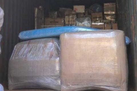 packers-movers-hyderabad-loading