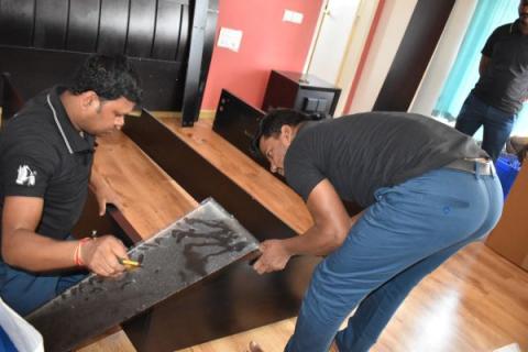 prakash-packers-and-movers-furniture
