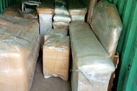 raaj-packers-and-movers-loading-2