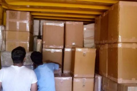 transit-packers-and-movers-loading