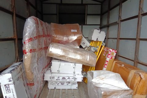 vinay-packers-and-movers-loading