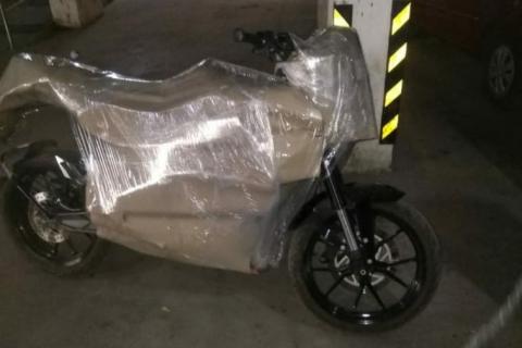 yash-professional-packers-and-movers-bike-shifting