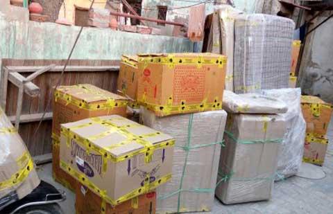 Fast-Track-International-Logistics-Packing.jpg