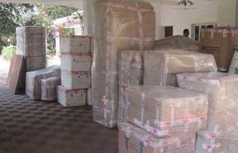 Ganga-Packers-Movers-Unloading.jpg