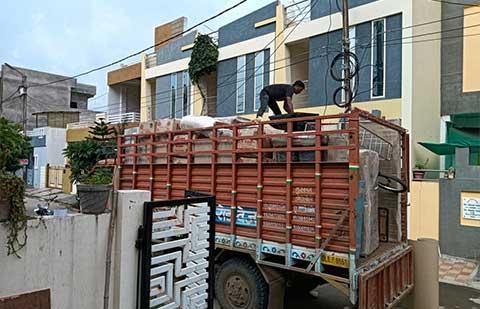 vishal packers movers indore unloading