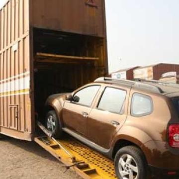 1st-Euro-Packways-(India)-Car transaporting.jpg