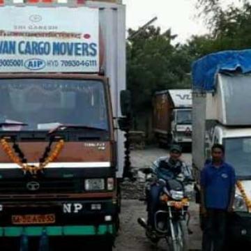 Caravan-Cargo-Packer-Transportation