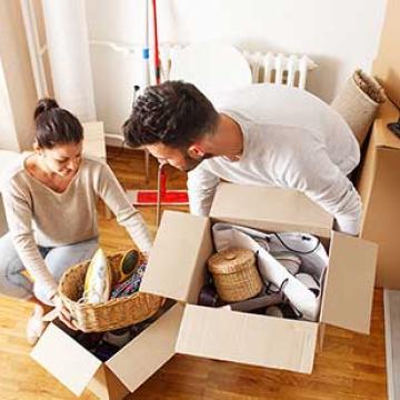 India-King-Packers-Movers-Hyderabad-Un-acking01.jpg