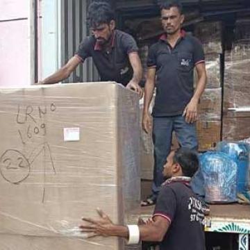 PackSol-Packers-Movers-Unloading01.jpg