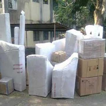 Paradise-Packers-MoversUnloading.jpg