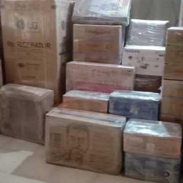 Prompt-Packers-Movers-Unloading.jpg