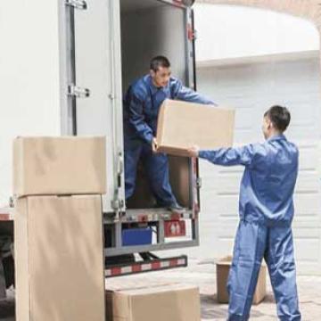 Sai-Kiran-Packers-Movers-Loading.jpg