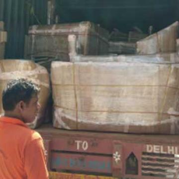 home care logistic packer mover loading